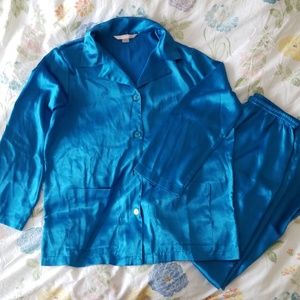 Victoria's Secret Blue Pajamas